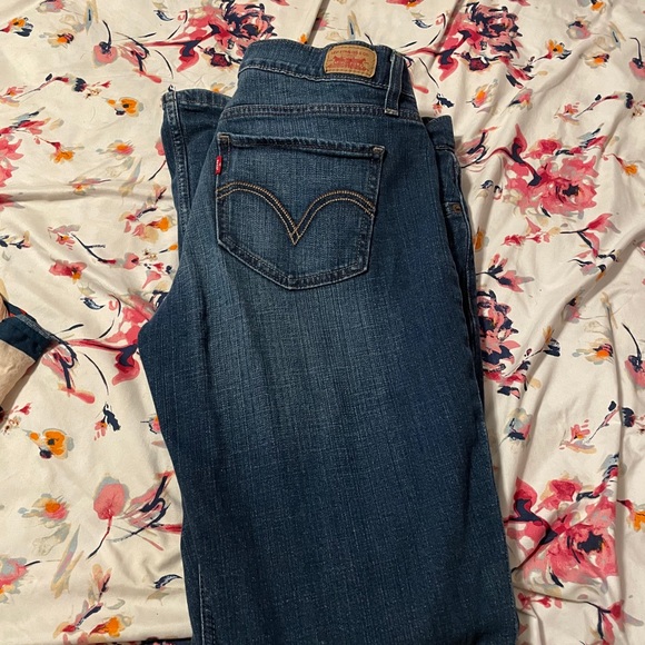 Levi Jeans - Picture 1 of 1